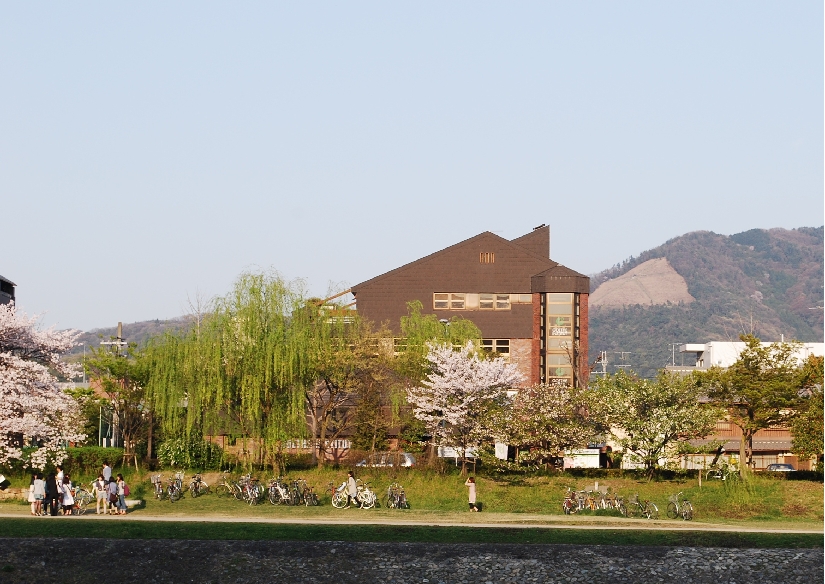 2009.04.11.JPG
